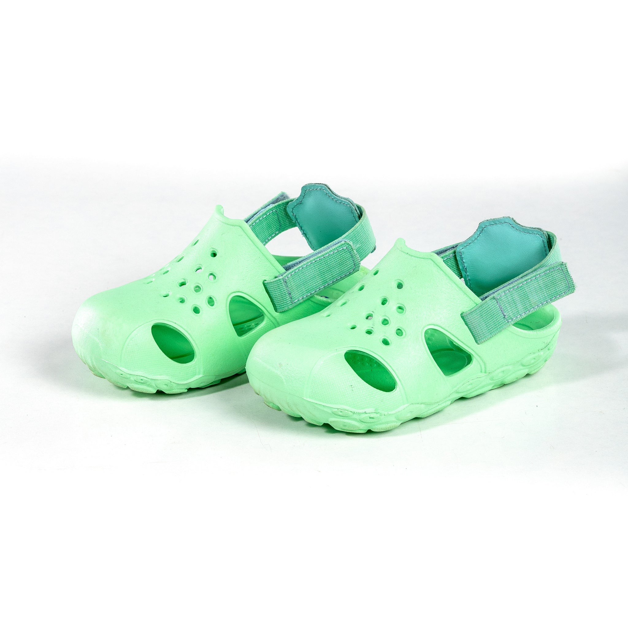 "Avocado" Kids Clogs - Green